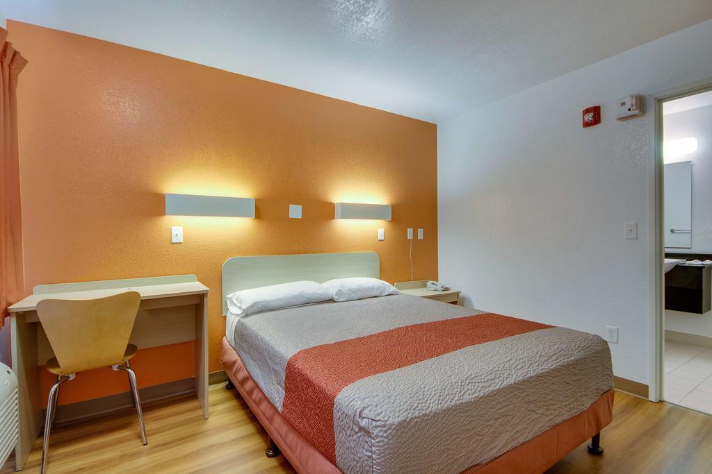 Avera Suites Muskogee Exterior photo