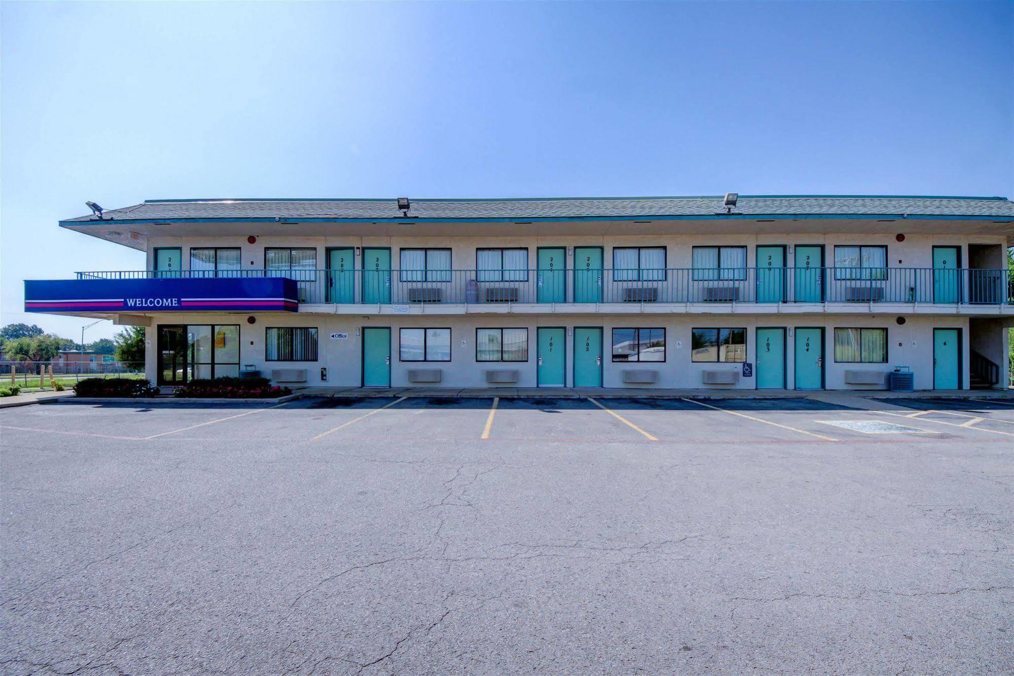 Avera Suites Muskogee Exterior photo