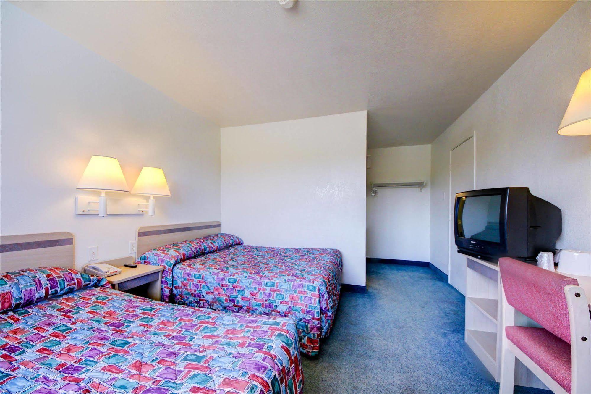 Avera Suites Muskogee Exterior photo