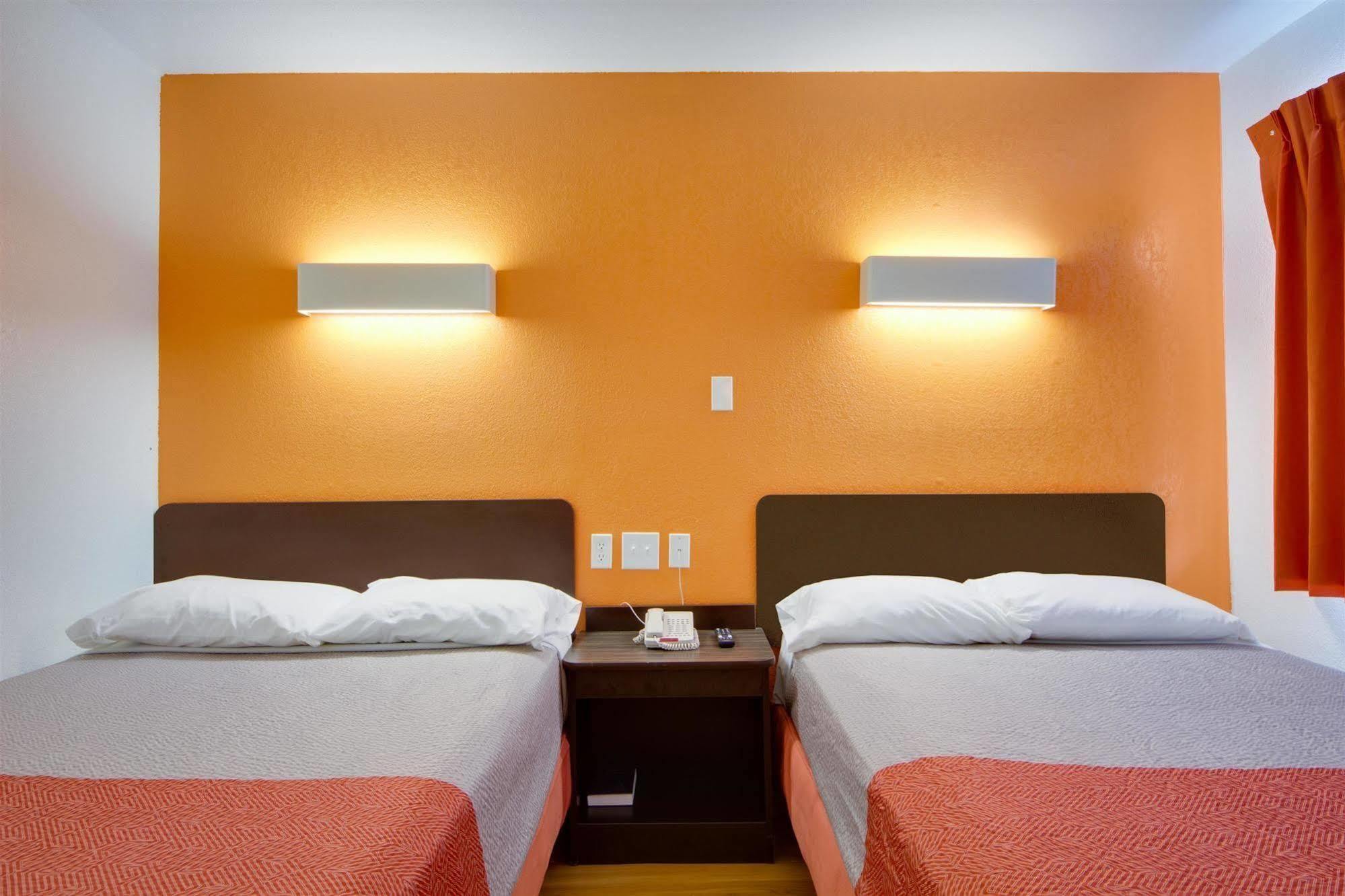Avera Suites Muskogee Exterior photo