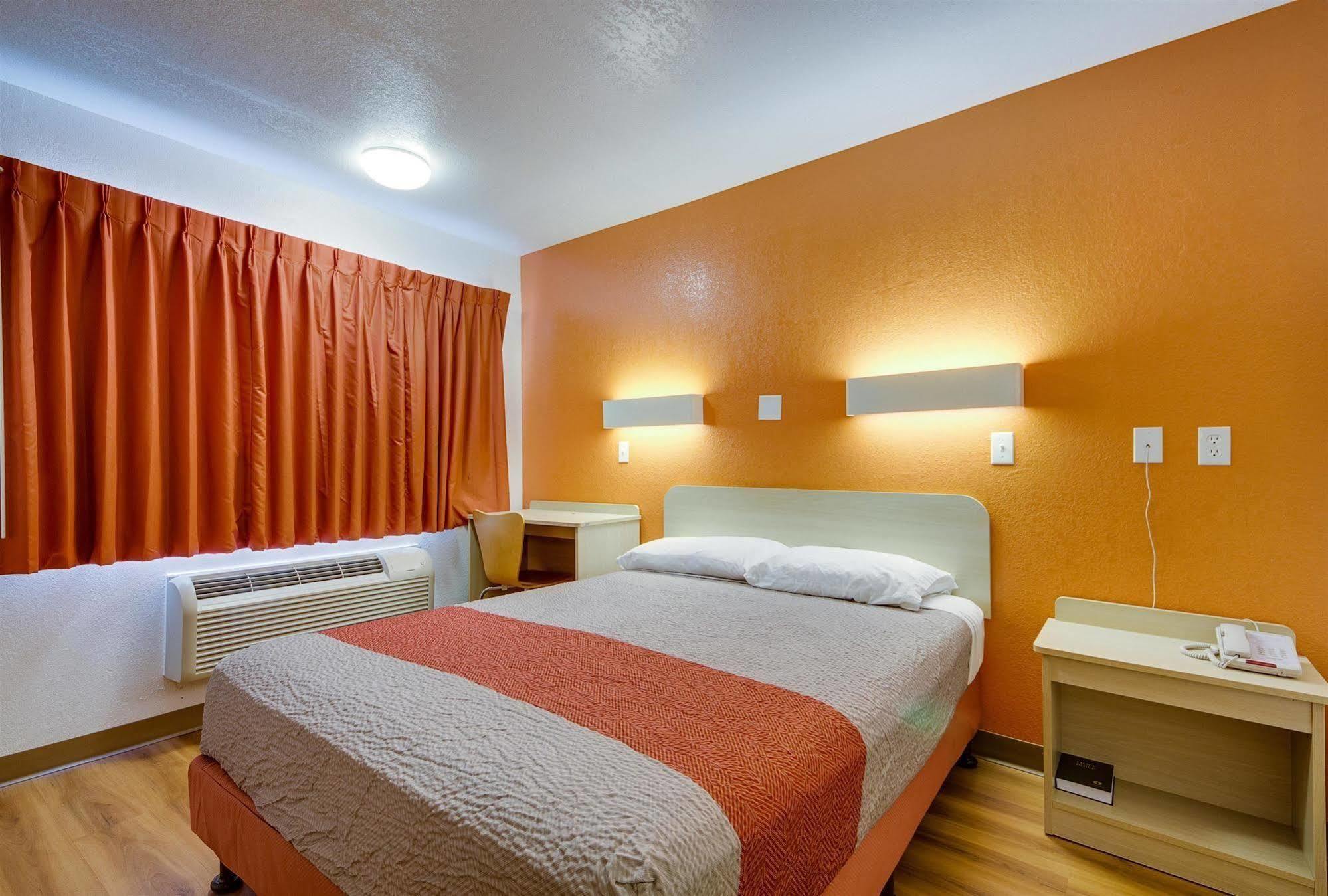 Avera Suites Muskogee Exterior photo